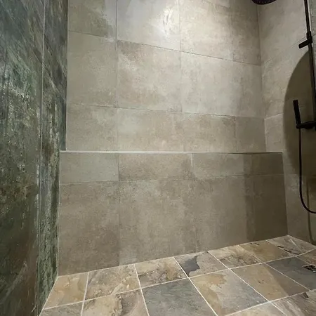Château De Neyran Maison D'hôtes&spa Alojamento de Acomodação e Pequeno-almoço *