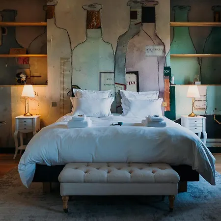 Chateau De Neyran D'hotes & Bed & Breakfast