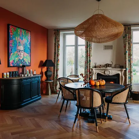 Bed & Breakfast Chateau De Neyran D'hotes &