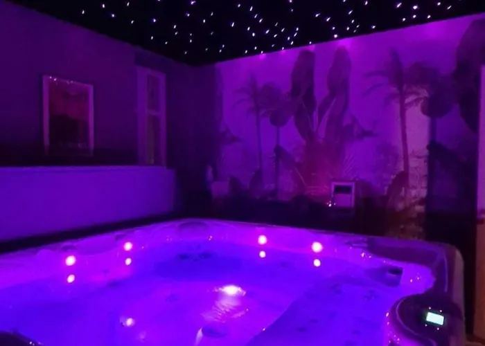 Chateau De Neyran D'hotes & Panzió