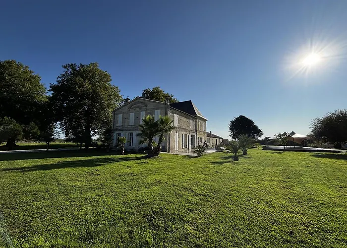 Chateau De Neyran D'hotes &