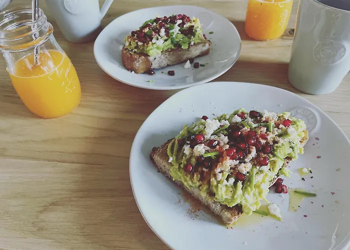 Chateau De Neyran D'hotes & 3* Soulac-sur-Mer