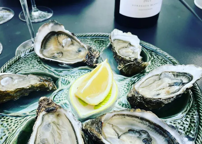 Bed & Breakfast Chateau De Neyran D'hotes &