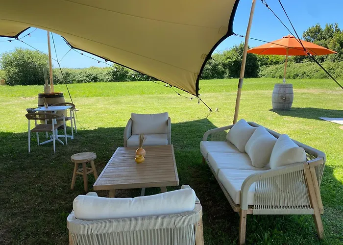 Chateau De Neyran D'hotes & 3* Soulac-sur-Mer